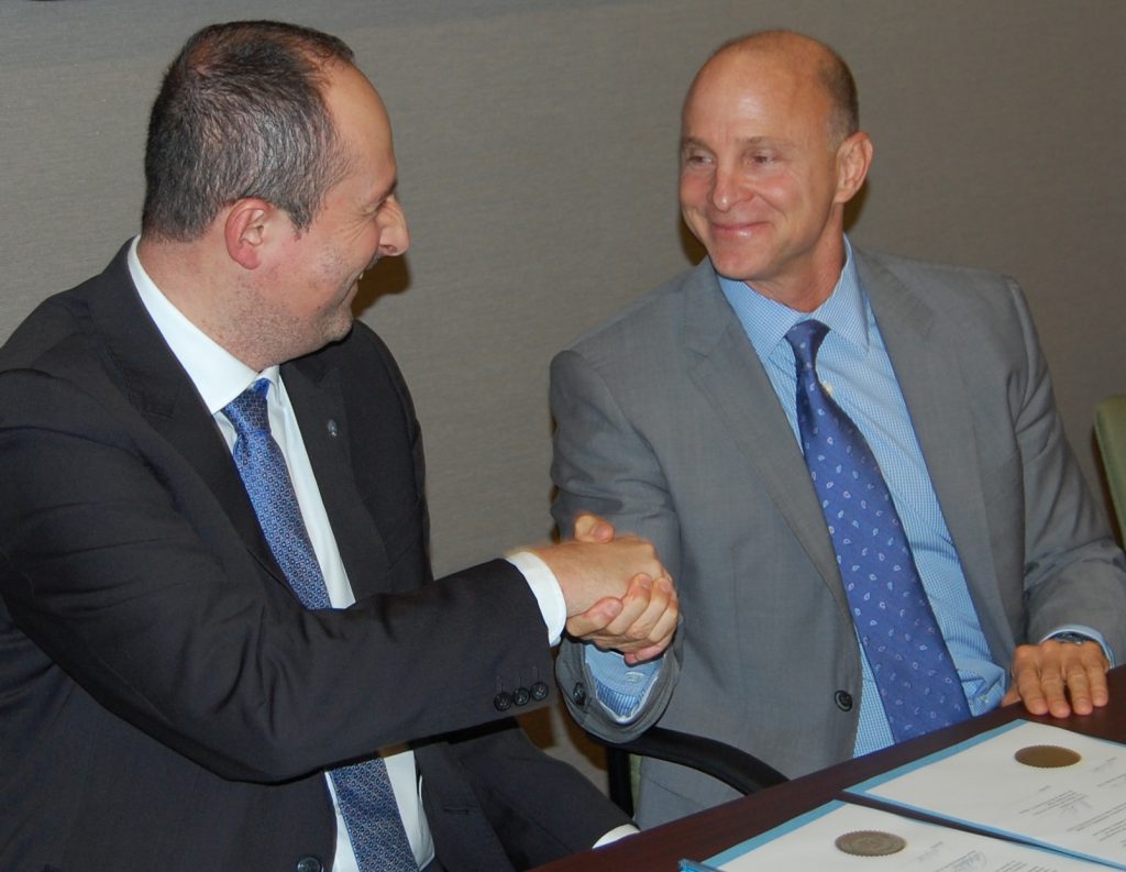 Delray Beach - Pesaro Signing